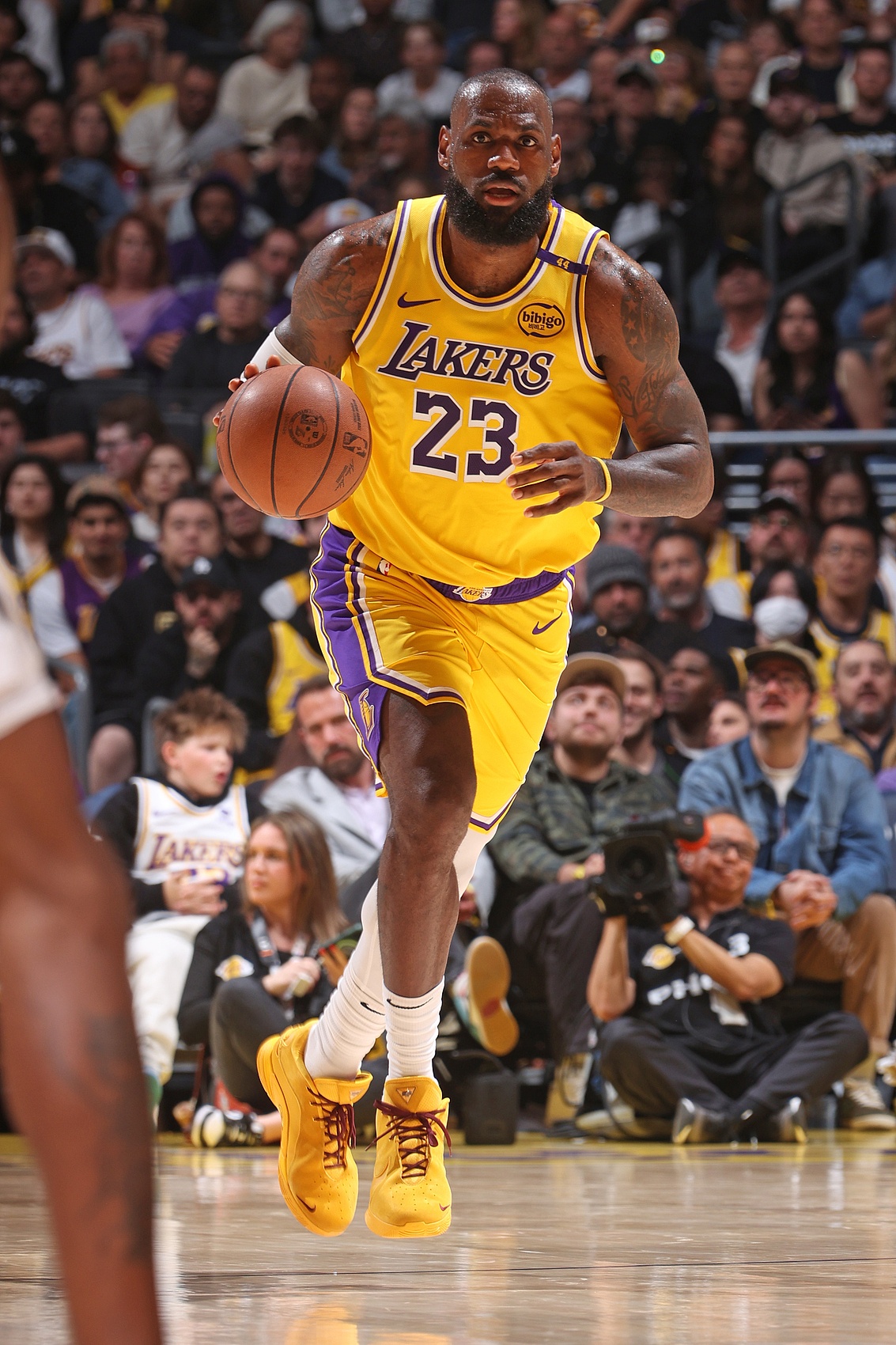 詹姆斯绝杀时刻，公牛点燃赛场，绝杀战胜迎来胜利！